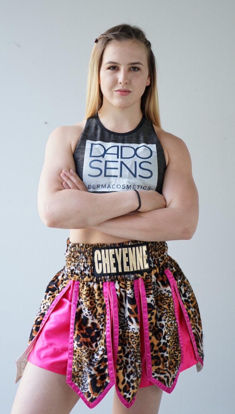 PRESSEMITTEILUNG „PEPPER“ CHEYENNE HANSON IST BACK Kickboxen